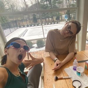 Meet your Posher, Ava